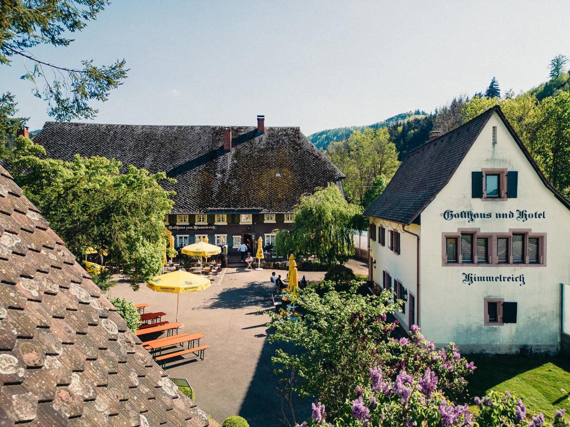 Hofgut Himmelreich Hotel Kirchzarten Buitenkant foto